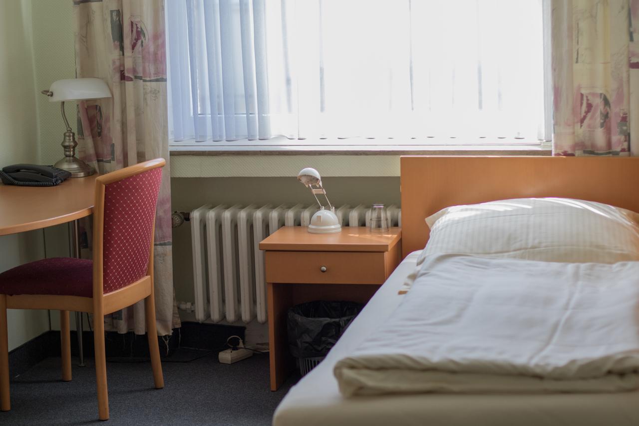 Hotel Alscher Леверкузен Экстерьер фото